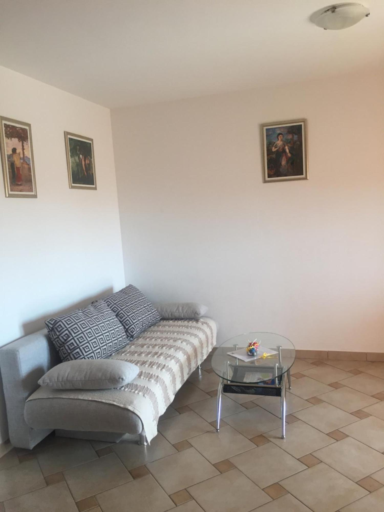 Apartments Vidovic Povljana Room photo
