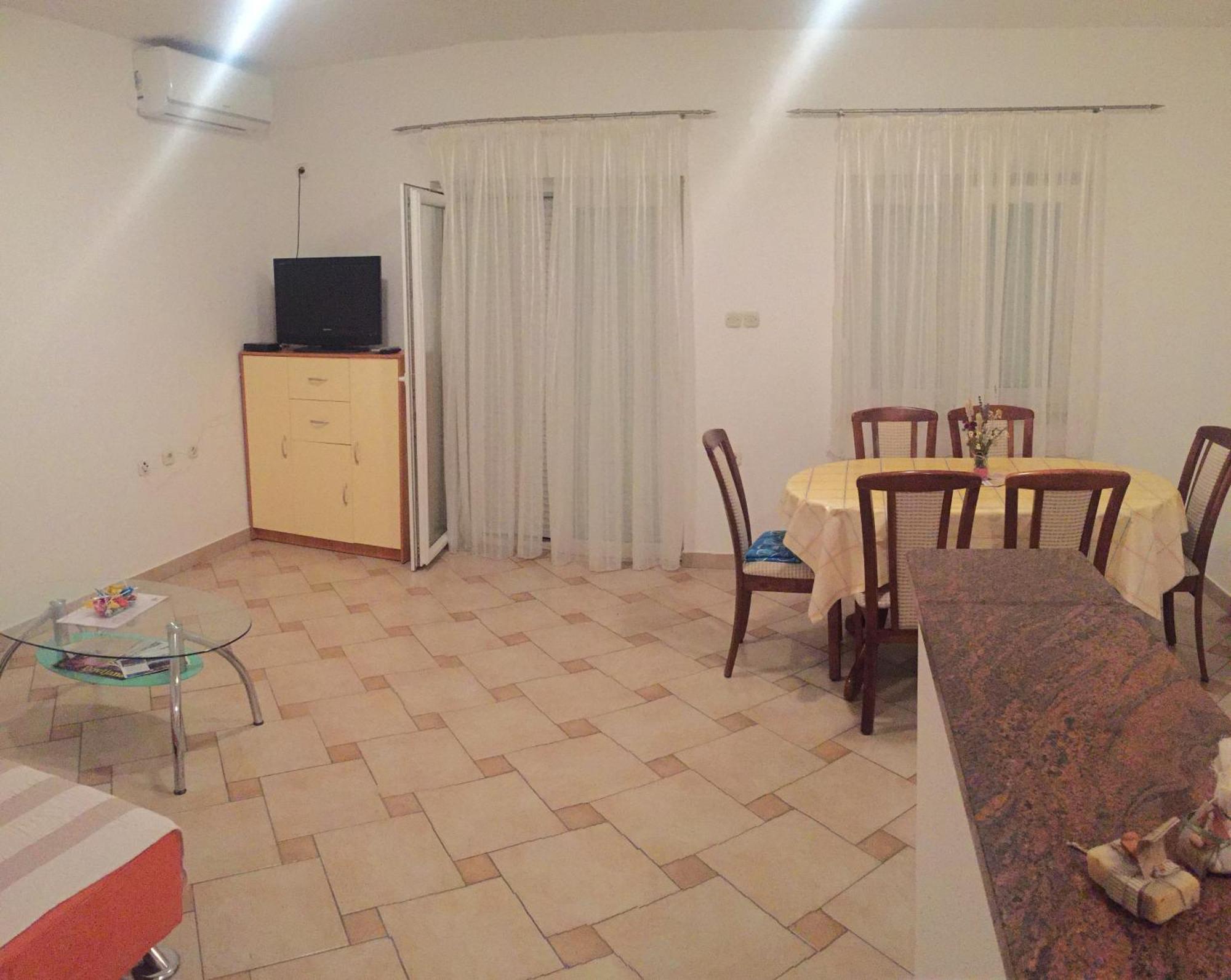 Apartments Vidovic Povljana Room photo